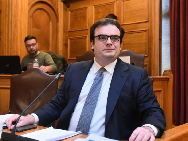 Τι είπε ο Κυριάκος Πιερρακάκης στη Βουλή για τα Κολέγια, τα δημόσια ΑΕΙ, τον Γαβρόγλου και τα ακαδημαϊκά δικαιώματα