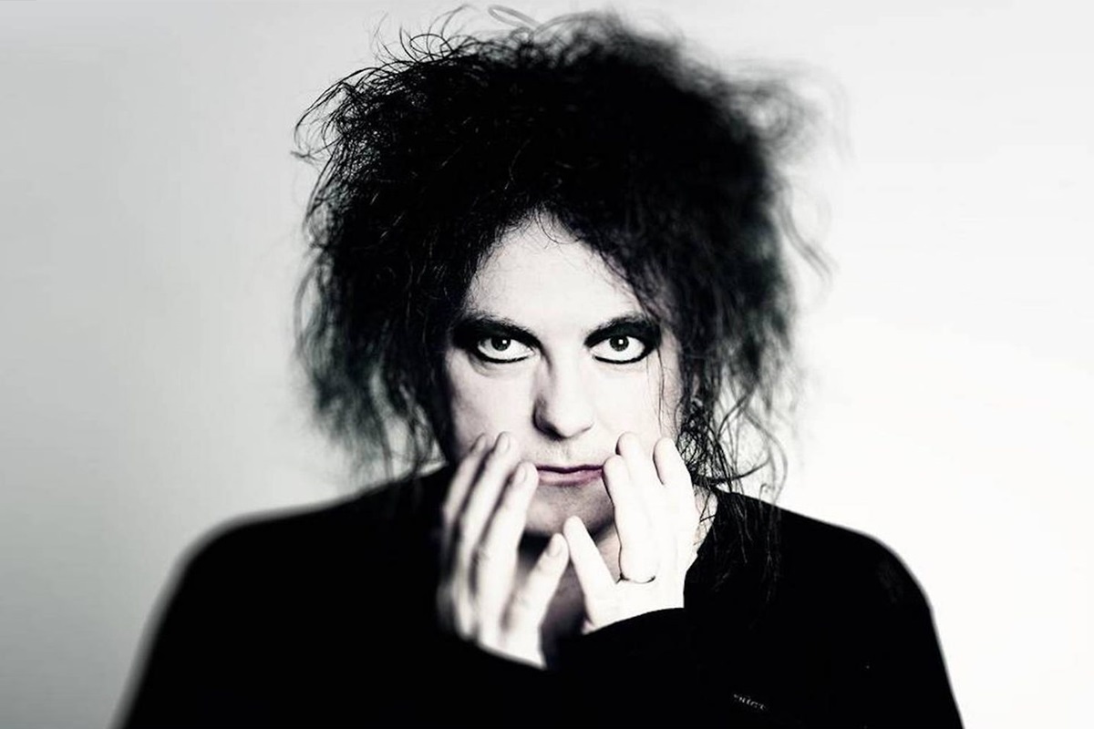 10 facts που ίσως δεν γνώριζες για τον Robert Smith των Cure