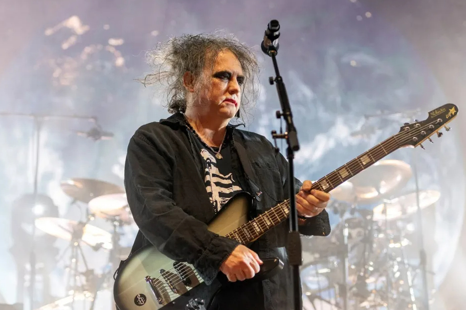 Οι The Cure ερμηνεύουν το Songs of a Lost World και τα παλιά τους hits live στο Λονδίνο (Full Live Stream)