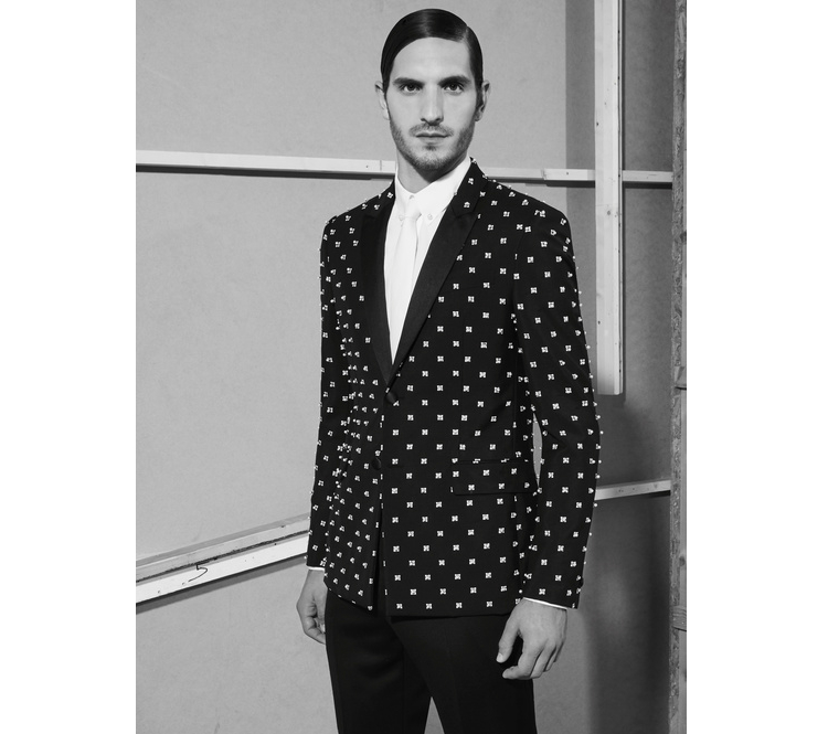 givenchy_tuxedos_spring_17_01.jpg