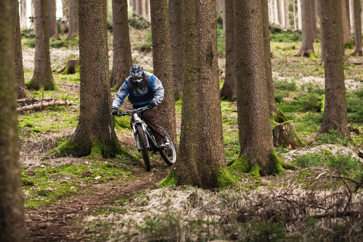 Mountain Bike: Τι πρέπει να προσέξεις στην ποδηλασία βουνού για την αποφυγή ατυχημάτων;