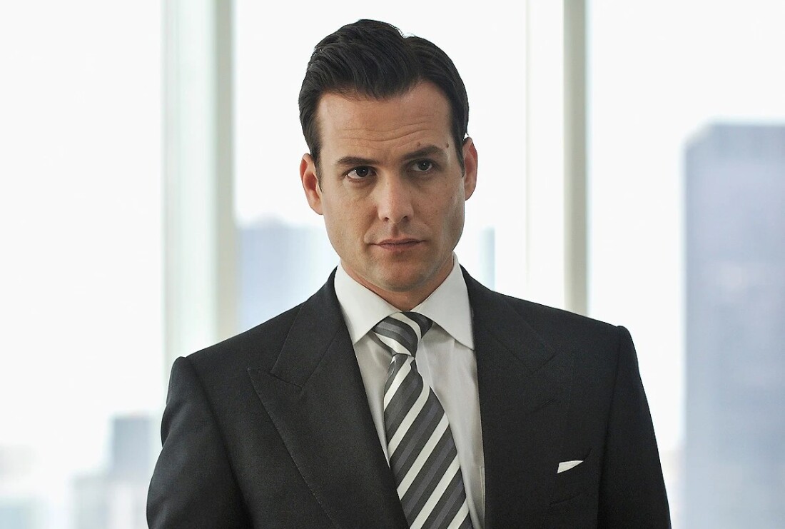 Ο Harvey Specter επιστρέφει στο Suits. LA και μοιράζει εγκεφαλικά στους δικανικούς του αντιπάλους